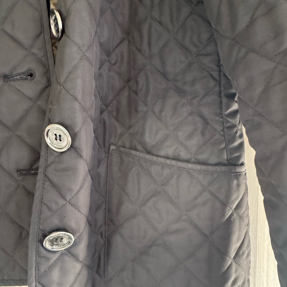 Burberry Nylon Black Quilted Coat with Classic Check Lining - Picture 6 of 11
